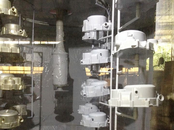 摩托車發動機配件水油通用靜電噴涂機