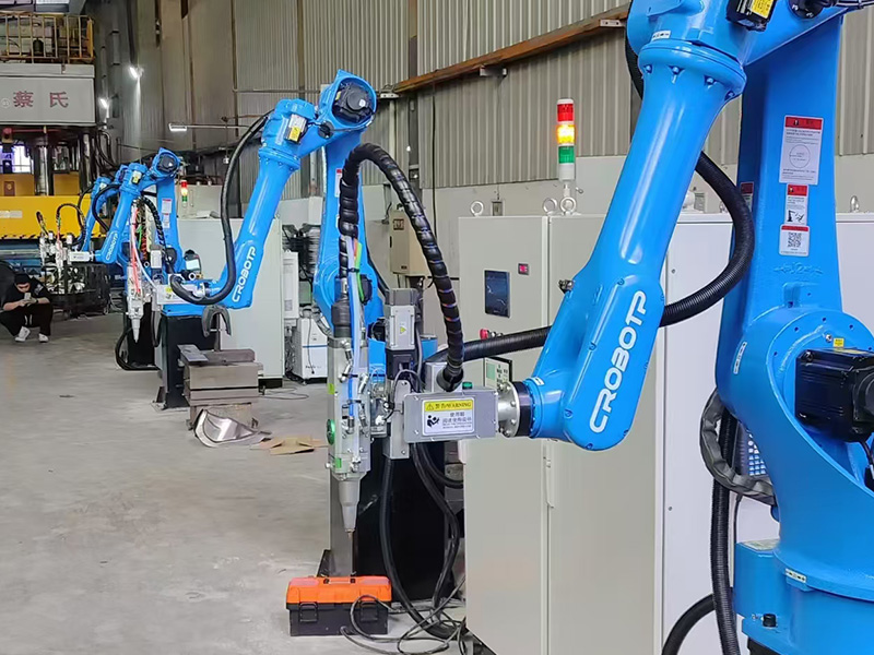 機(jī)器人三位激光切割