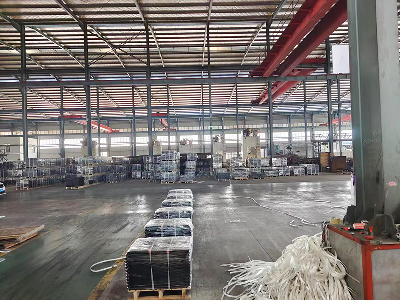 工程機(jī)械配件自動(dòng)噴漆生產(chǎn)線